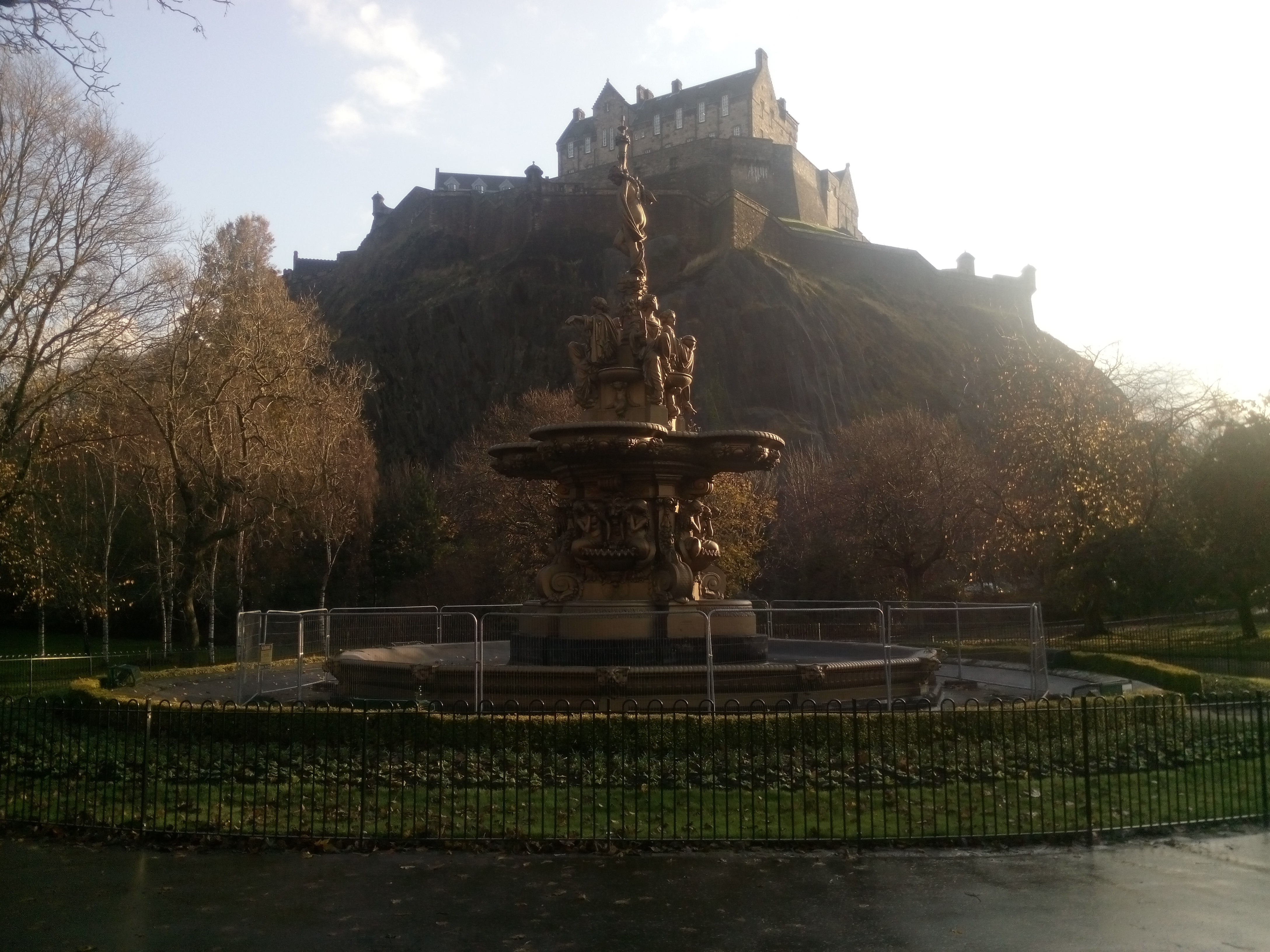 Castle & Ross Fountain